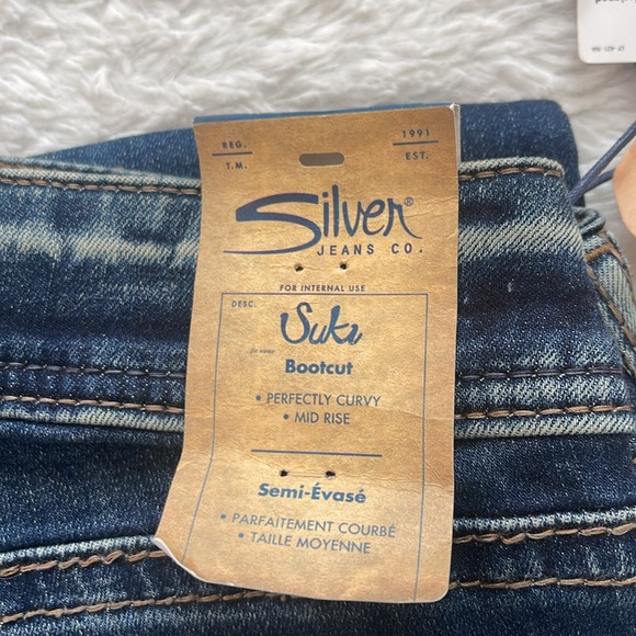 Silver Jeans Co. Bootcut Jeans - Picture 6 of 6